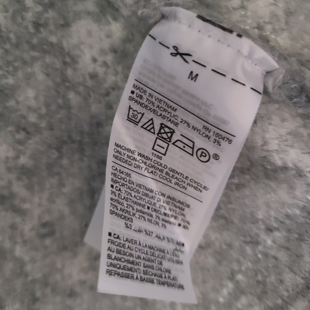 Old Navy Sweater size M - Picture 5 of 7